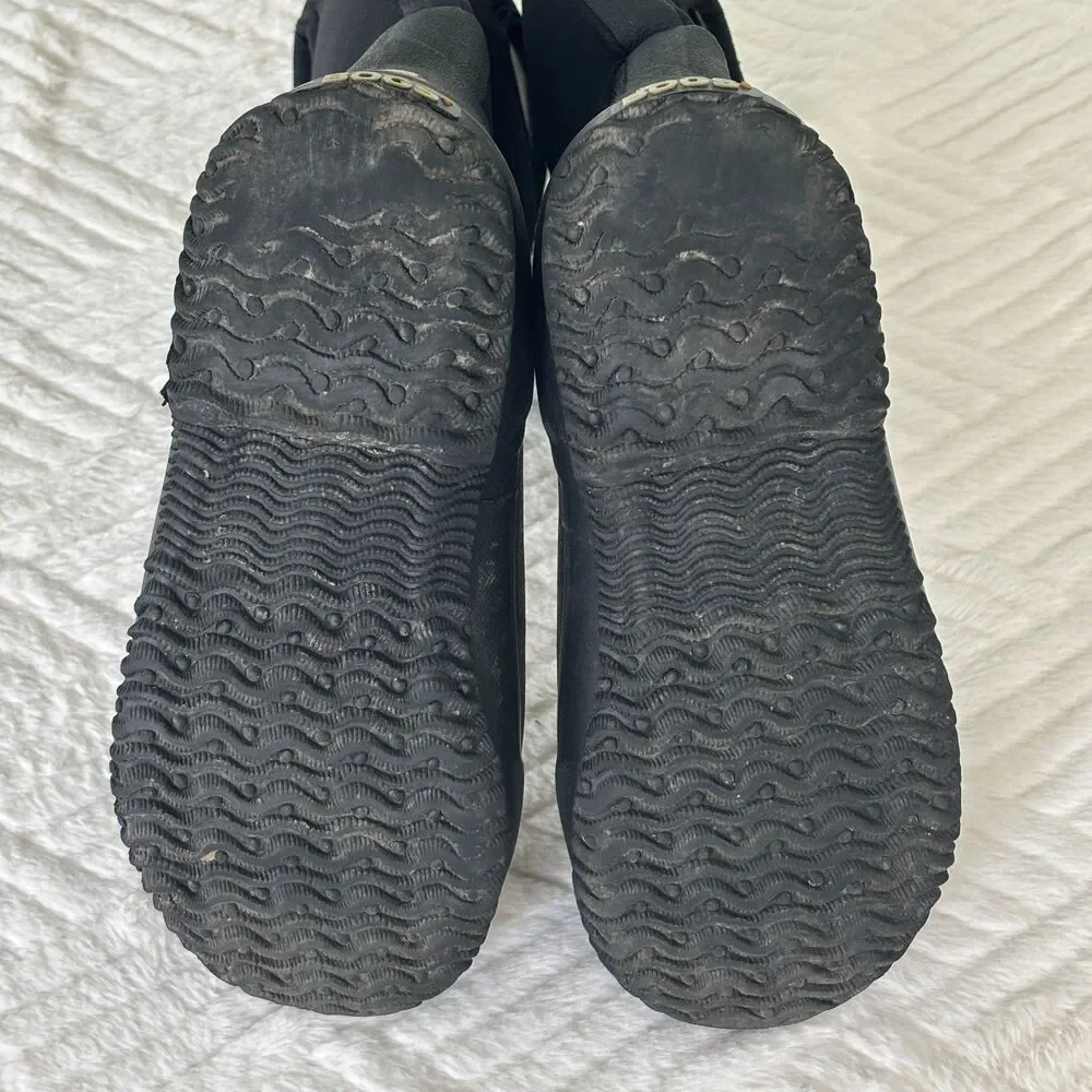 Bogs Kids Size 5 Classic High Black Waterproof Insulated Winter Rain Boots EU38